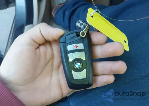 2014 BMW 528I из США, поврежденный, VIN WBA5A5C57ED511614